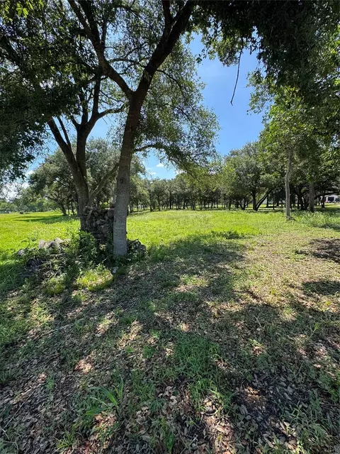 2607 Whispering Pine Dr, Alvin, TX 77511