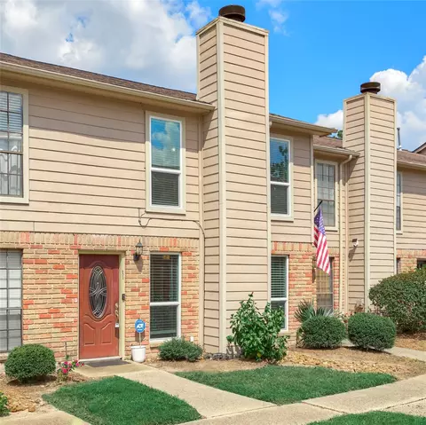 6700 Richardson Rd #302, Houston, TX 77069