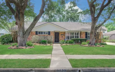 5459 Carew St, Houston, TX 77096