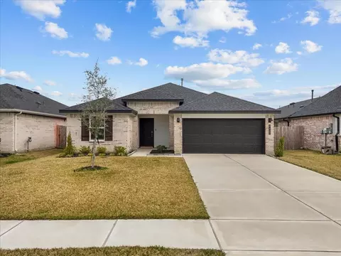9422 Madison Ave, Texas City, TX 77591