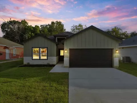 2311 Thompson St, La Marque, TX 77568