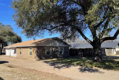 212 S 10th Ave, Teague, TX 75860