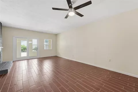 Living - 1907 Clipper Cir, Willis, TX 77318 photo 4 of 4