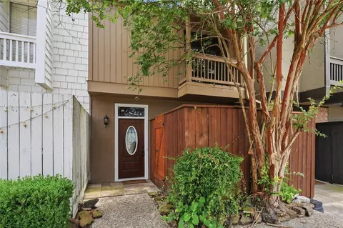1907 Clipper Cir, Willis, TX 77318