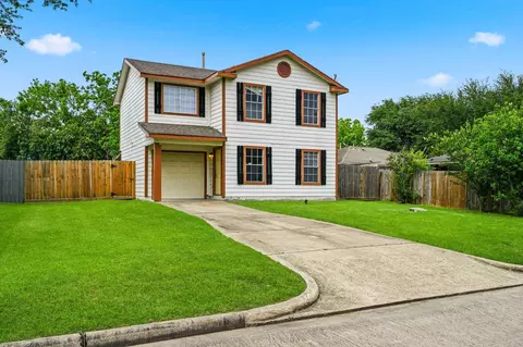 6206 Greenwick Ln, Houston, TX 77085