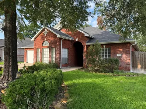 25802 Bearborough Dr, Spring, TX 77386 photo 1