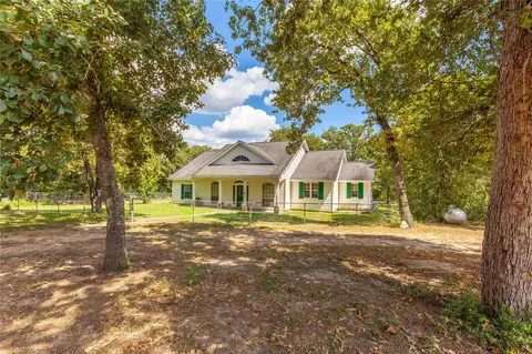 7278 Highway 36 N, Bellville, TX 77418