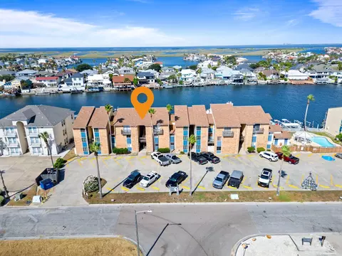 15425 Fortuna Bay Dr #204, Corpus Christi, TX 78418
