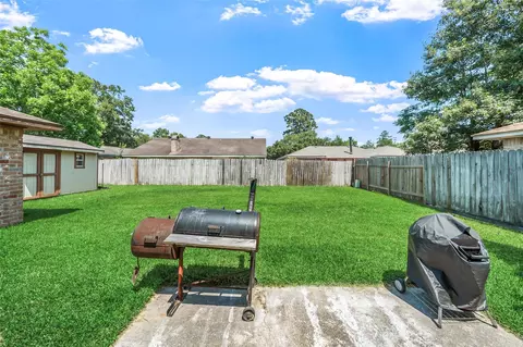 Exterior - 23130 Pennsgrove Rd, Spring, TX 77373 photo 4 of 5