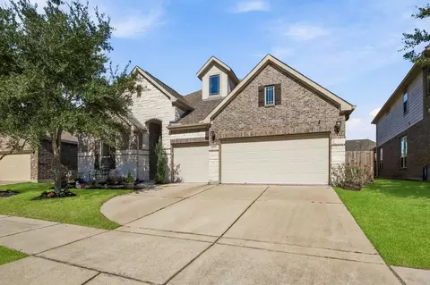16818 Lake Limestone Ln, Houston, TX 77044