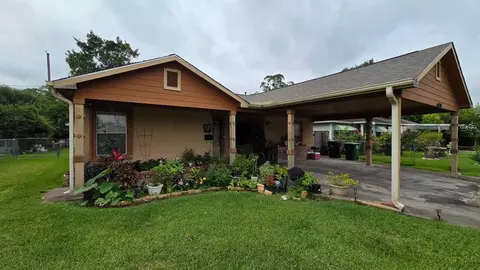1211 Ogilvie St, Houston, TX 77017