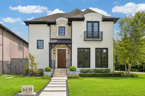 4439 Betty St, Bellaire, TX 77401