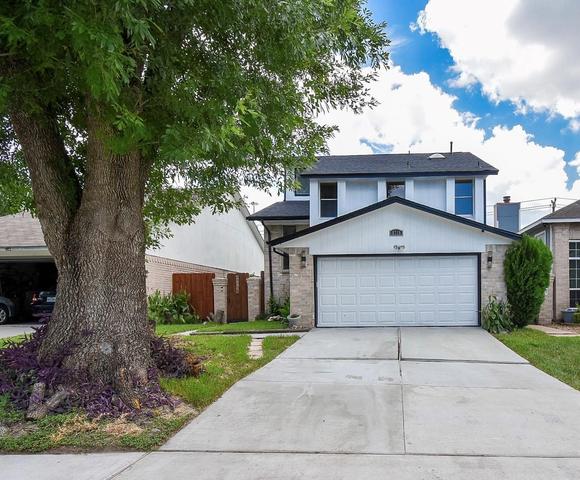 8715 Vinkins Rd, Houston, TX 77071