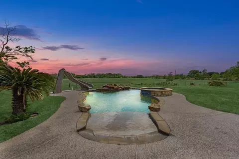 2310 Peters Rd, Crosby, TX 77532