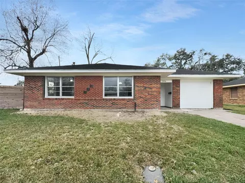 906 Central Ave, Pasadena, TX 77502 photo 1