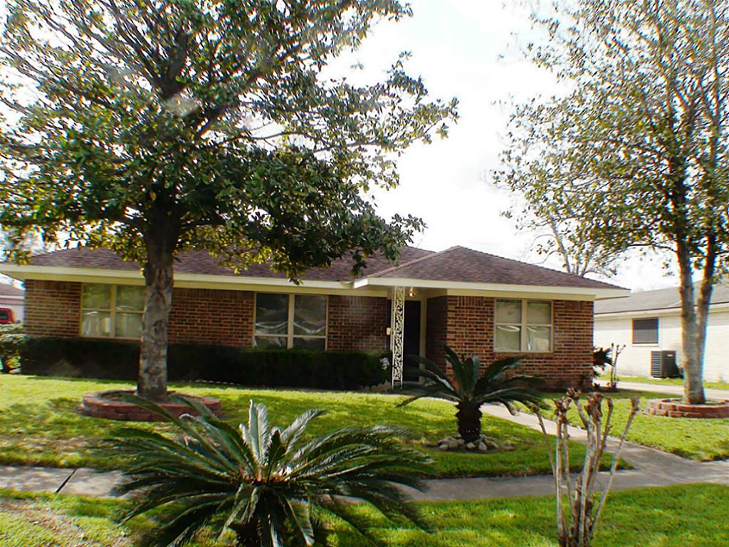 8903 Sharpcrest St, Houston, TX 77036 photo 1