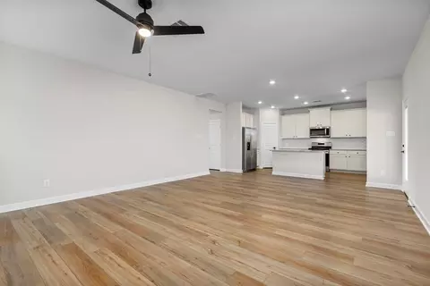 Living - 10807 Hickory Ln, Beasley, TX 77417 photo 1 of 1