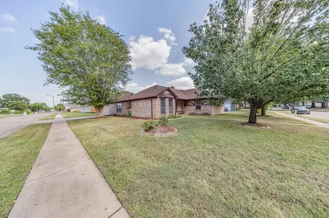 9014 Arlington Forest Dr, Houston, TX 77088