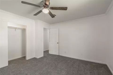 Bedroom - 169 W Sunset Dr, Trinity, TX 75862 photo 7 of 11