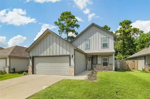 12990 Sorrento Bay Dr, Willis, TX 77318