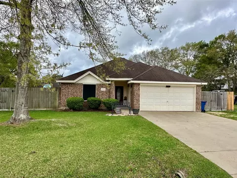 6535 Westwood Cir, Lumberton, TX 77657