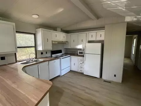 1002 Cardinal Ln, Trinity, TX 75862 photo 1