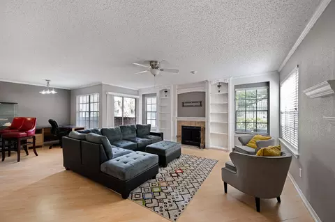 2300 Old Spanish Trl #1077, Houston, TX 77054