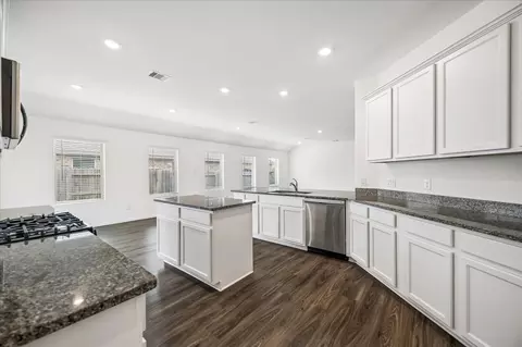 Kitchen - 5232 Pine Pass Dr, Rosenberg, TX 77469 photo 2 of 2