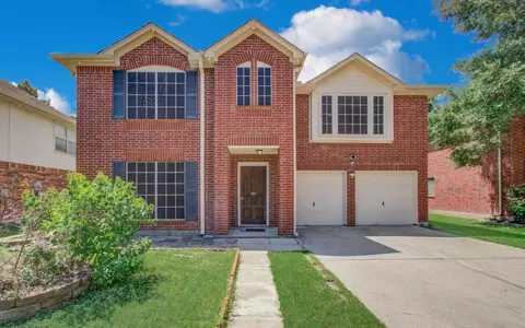 5415 Oak Falls Dr, Houston, TX 77066