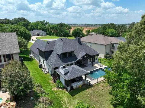 19178 Grandview Pt, Montgomery, TX 77356