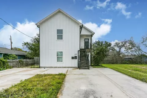 4405 Mallow St, Houston, TX 77051