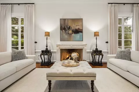 20 Sunset Blvd, Houston, TX 77005