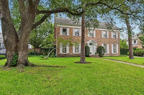 6019 Stones Throw Rd, Houston, TX 77057