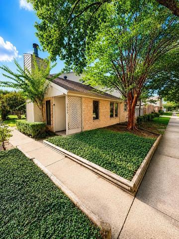 7854 Green Lawn Dr #7854, Houston, TX 77088