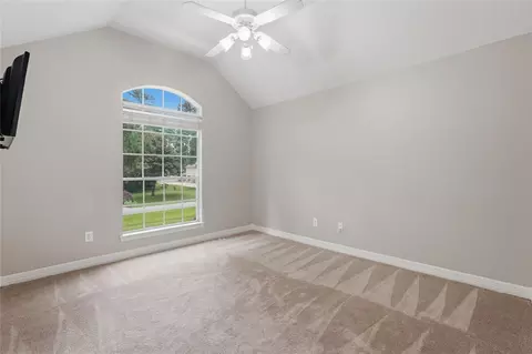 Bedroom - 8766 Skyline Ln, Conroe, TX 77302 photo 3 of 8