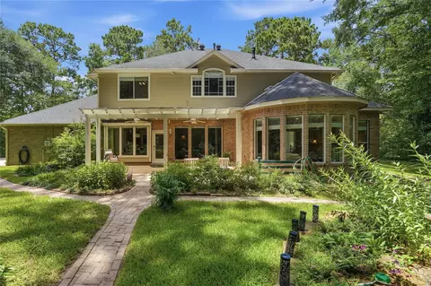 Exterior - 8766 Skyline Ln, Conroe, TX 77302 photo 9 of 9