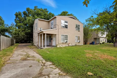 1112 1st Ave N, Texas City, TX 77590