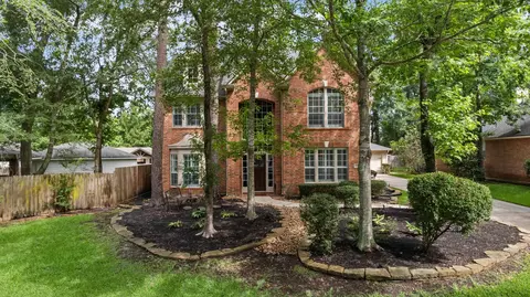 59 N Bluff Creek Cir, The Woodlands, TX 77382