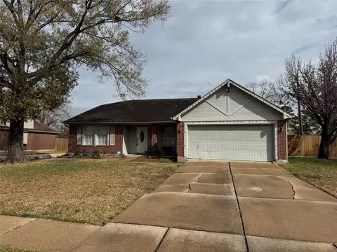 151 E Forest Ln, Houston, TX 77015