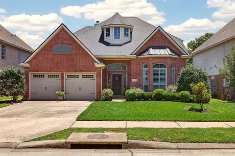 3101 Ashton Park Dr, Pearland, TX 77584