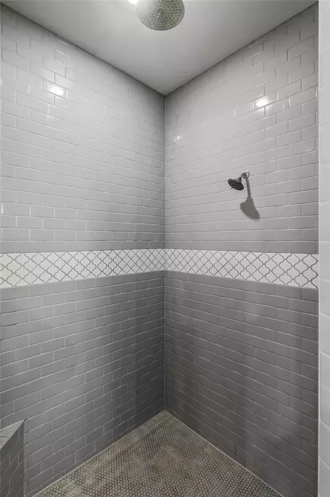 Bath - 3333 Stoneleigh Rd, Bryan, TX 77808 photo 4 of 7