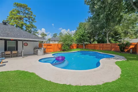 Exterior - 6622 Ampton Dr, Spring, TX 77379 photo 6 of 9