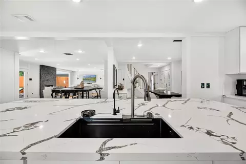 Kitchen - 6622 Ampton Dr, Spring, TX 77379 photo 4 of 5