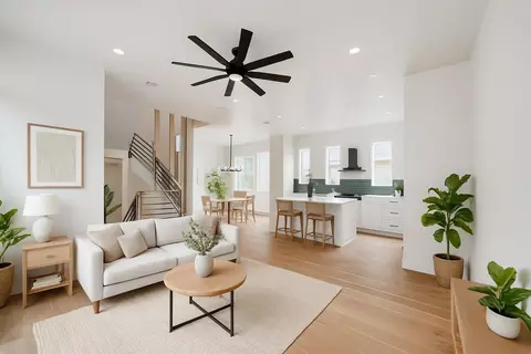 1005 Kern St #B, Houston, TX 77009