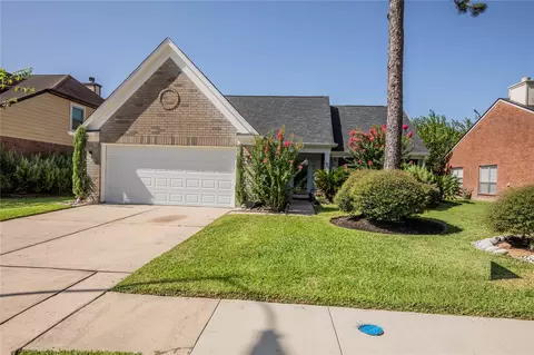 1631 Ridgebriar Dr, Houston, TX 77014