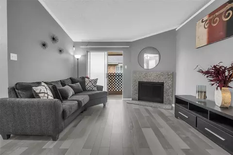 3770 Lovers Wood Ln #810, Houston, TX 77014