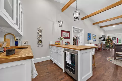 Kitchen - 382 Hinson Rd, Lovelady, TX 75851 photo 5 of 5