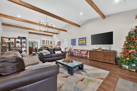 Living - 382 Hinson Rd, Lovelady, TX 75851 photo 3 of 4