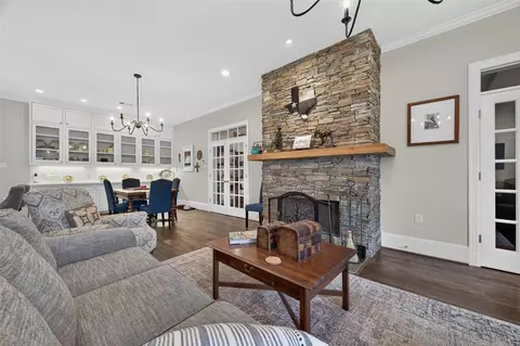 Living - 382 Hinson Rd, Lovelady, TX 75851 photo 4 of 4