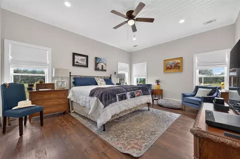 Bedroom - 382 Hinson Rd, Lovelady, TX 75851 photo 3 of 7